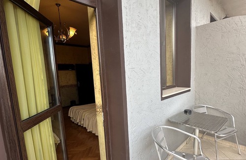 Veliko Tarnovo House | Discover Guest House "Petra" in the Heart of Veliko Tarnovo