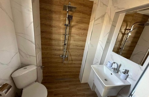 Dupnitsa Villa | Къща за гости “При Язовира”