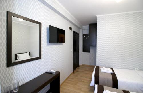 Zlatograd House | Guest Rated 10/10: Къща за гости Тони with Family Kitchen