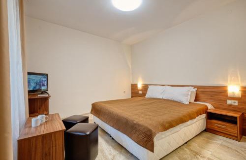 Hisarja Villa | Kid-Friendly Getaway at Къща за гости Relax - 9.7 Rating!