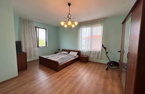 Kamenar Villa | Discover Къща Каменар: 4-Star Stay with Hot Tub & Kitchen