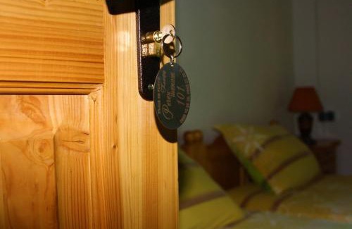 Kalofer House | Discover Къща Речен шепот: Guest Rated 8/10 Stay