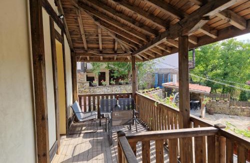Troyan House | Discover Relaxation at Къщи за гости "Зелената долина"