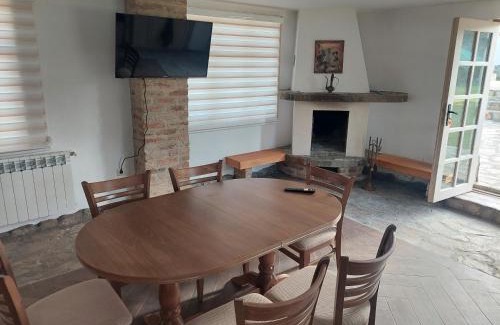 Razgrad Villa | Discover Къщи за гости Мечта: Pet-Friendly Retreat with Pool