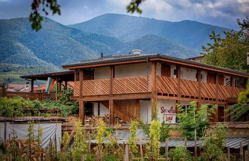 Kvartal Noviya Grad House | Guest Favorite: Snowflake Chalet & Lodge with Pool and Hot Tub