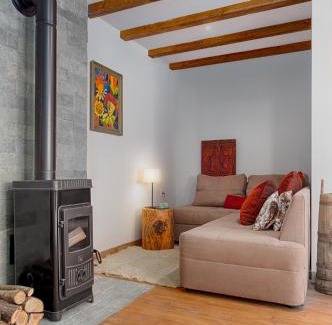 Kvartal Noviya Grad House | Guest Favorite: Snowflake Chalet & Lodge with Pool and Hot Tub