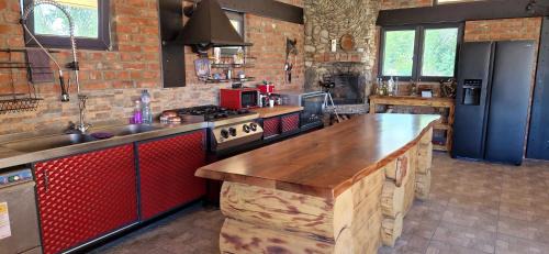 Kozichino Villa | Cozy Guest Houses at Stara Golica with Ocean Views