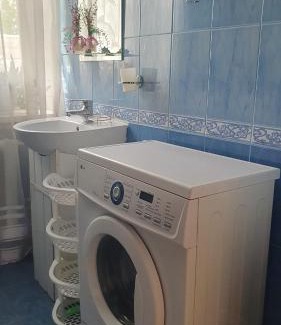 Yaremche Apartment | Lavanda: Pet-Friendly Stay with Oceanfront Views