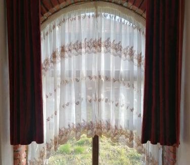 Kalofer House | Discover Лилянината къща: Family-Friendly Retreat Awaits