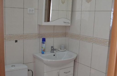 Lutsk Apartment | Discover Липинський: Family-Friendly with 9/10 Guest Rating