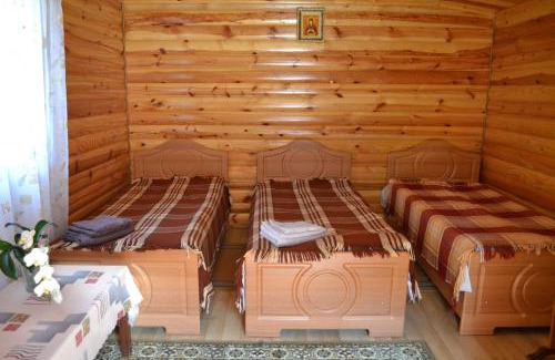 Lutsk Apartment | Discover Липинський: Family-Friendly with 9/10 Guest Rating