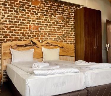Vranyantsi House | Inviting London Guest House with Pet-Friendly Amenities