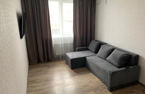 Jasienow Apartment | Discover Лузановский Парк: Family-Friendly Retreat