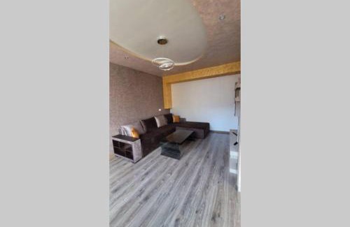 Yambol Apartment | Elegant Apartment with Park View in City Center, Rated 9.4