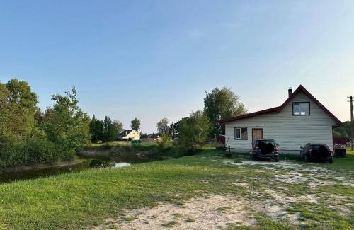 Volyn Oblast House | Exceptional Лукі Hotel: Pet & Child Friendly Retreat