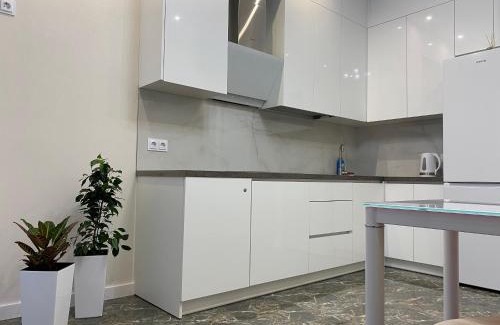 Rivne Apartment | Modern Apartment in City Center - Rated 9.8/10 by Guests