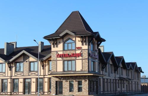 Radekhiv Hotel | Discover Ліжниця: Family-Friendly Stay with Breakfast
