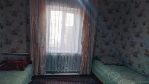 Bosteri House | Budget-Friendly Stay at Манаса 89 with Hot Tub Access
