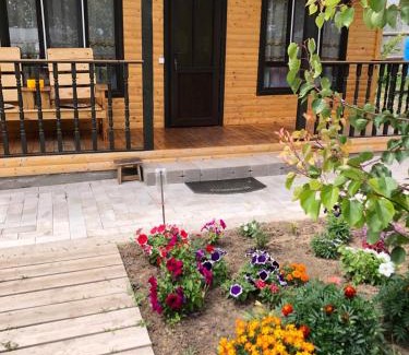 Cholpon-Ata Apartment | Experience Мачу Пикчу: Ocean View & Private Beach Bliss