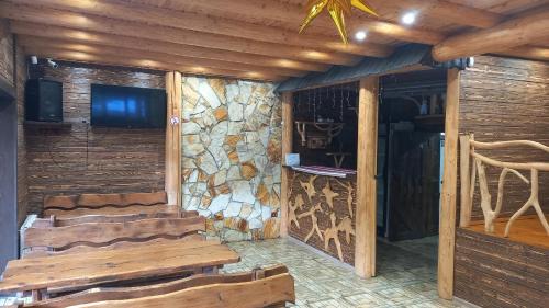 Myslivka House | Pet-Friendly Stay at Маєток горгани with Family Amenities