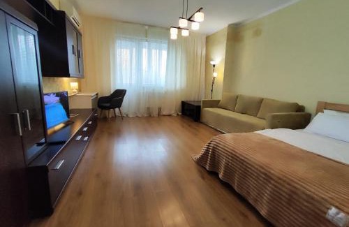 Shevchenkivs'kyi District Apartment | Ideal 2-Bedroom Near British School & US Embassy