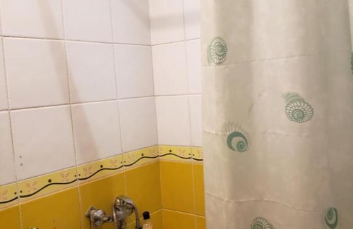 Almaty House | Cozy Room in Apartment with Host - Rated 10/10!