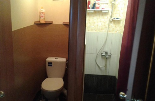 Vapnyarka House | Oceanfront Mini Hotel with Kitchen & Ocean View Amenities