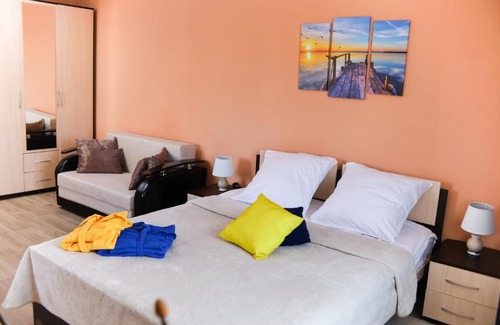 Polyarnyye Zori Hotel | Discover the BRUSNIKA: Pet-Friendly Getaway with Breakfast
