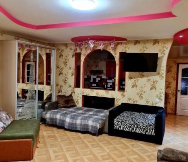 Kirovograd Apartment | Budget-Friendly Мини-отель with Hot Tub & Child Amenities