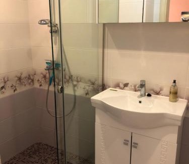 Sinemoretz Apartment | Discover Морска Роза: Family-Friendly Stay with Great Reviews
