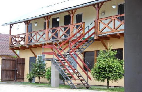 Berehove Hotel | Pet-Friendly Comfort at Мотель Ріта - Rated 8.3/10