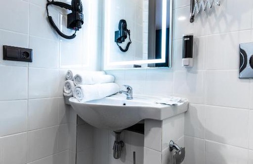 Yoshkar-Ola Hotel | Budget-Friendly Motel 2020 in Yoshkar-Ola with Breakfast