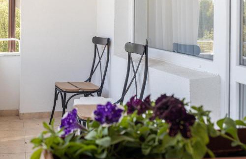 Balchik Hotel | Relax at Мотел "Релакс" with Family-Friendly Amenities