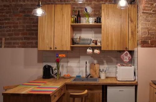 Lviv City Center Apartment | Top-Rated Мури Старого Львова: Family-Friendly with Hot Tub