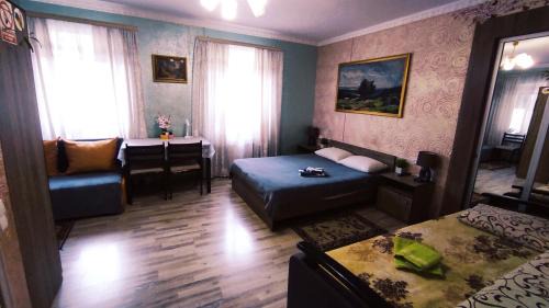 Yahotyn House | Guest Rated 10/10 at Міні КВАРТАЛ with Hot Tub & Breakfast