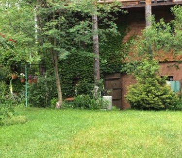 Roztoky House | Exceptional Stay at На Галіції: Pet & Child Friendly