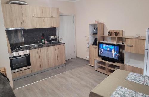 Sarafovo Apartment | Relaxing Getaway in Sarafovo by the Sea - Guest Rated 9.6