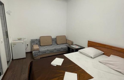 Anapa House | Oceanfront Escape at На Протапова,46 - Pet Friendly Retreat