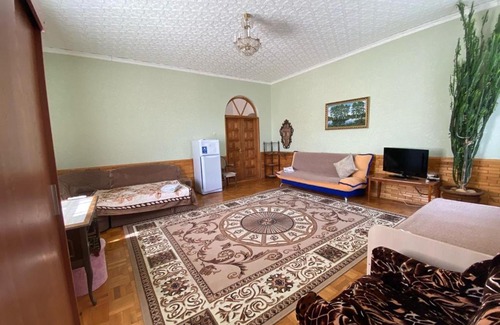 Gelendzhik House | Oceanfront Getaway on Садовая | Rated 9/10 by Guests