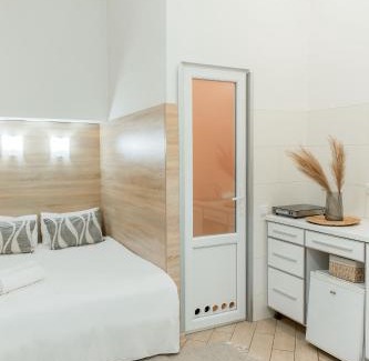 Lviv City Center Apartment | Cozy Mini Apartment on Kulisha 29-3, Pet Friendly Stay