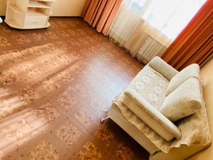 Nizhnevartovsk Apartment | Wheelchair Accessible Stay at Нефтяников 2 Park Zone