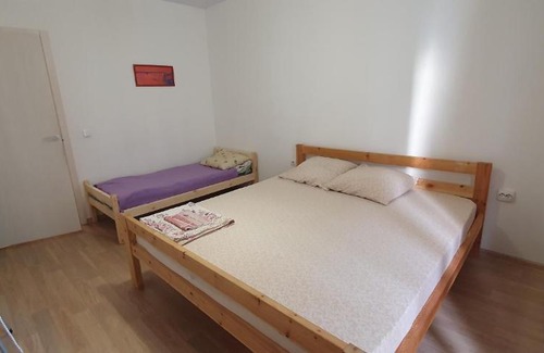 Yaroslavl Apartment | Modern Studio Apartment with Hot Tub & Breakfast Included