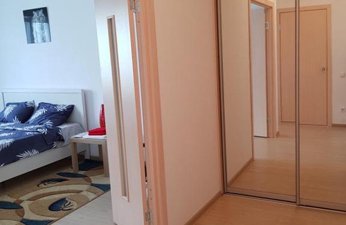Leninskiy rayon Apartment | New Apartment 24/7 - Rated 10/10, Perfect for Families