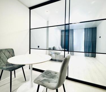 Yavory Apartment | Modern Stay at Стрийська 45а FABRIK - Guest Rated 9.2