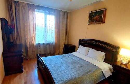 Yavory Apartment | Modern 2-Room Apartment on Vernadskogo Street