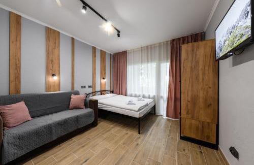 Uzhhorod Apartment | Cozy Smart Apartments LеГо - Family Friendly, Rated 10/10