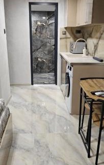 Sliven Apartment | Modern Studio Apartment Dreams 2: Family-Friendly Retreat