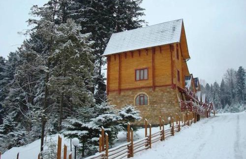 Myhove Hotel | Budget-Friendly Норіс with Restaurant & Child-Friendly Amenities