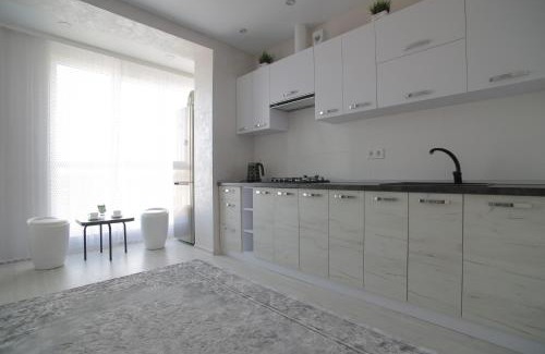Rivne Apartment | Experience Ніжність: 4-Star Comfort Rated 9.9/10