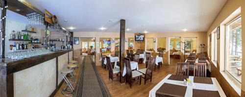 Dragobrat Hotel | Oasis Retreat with Oceanfront Views and Pool Access